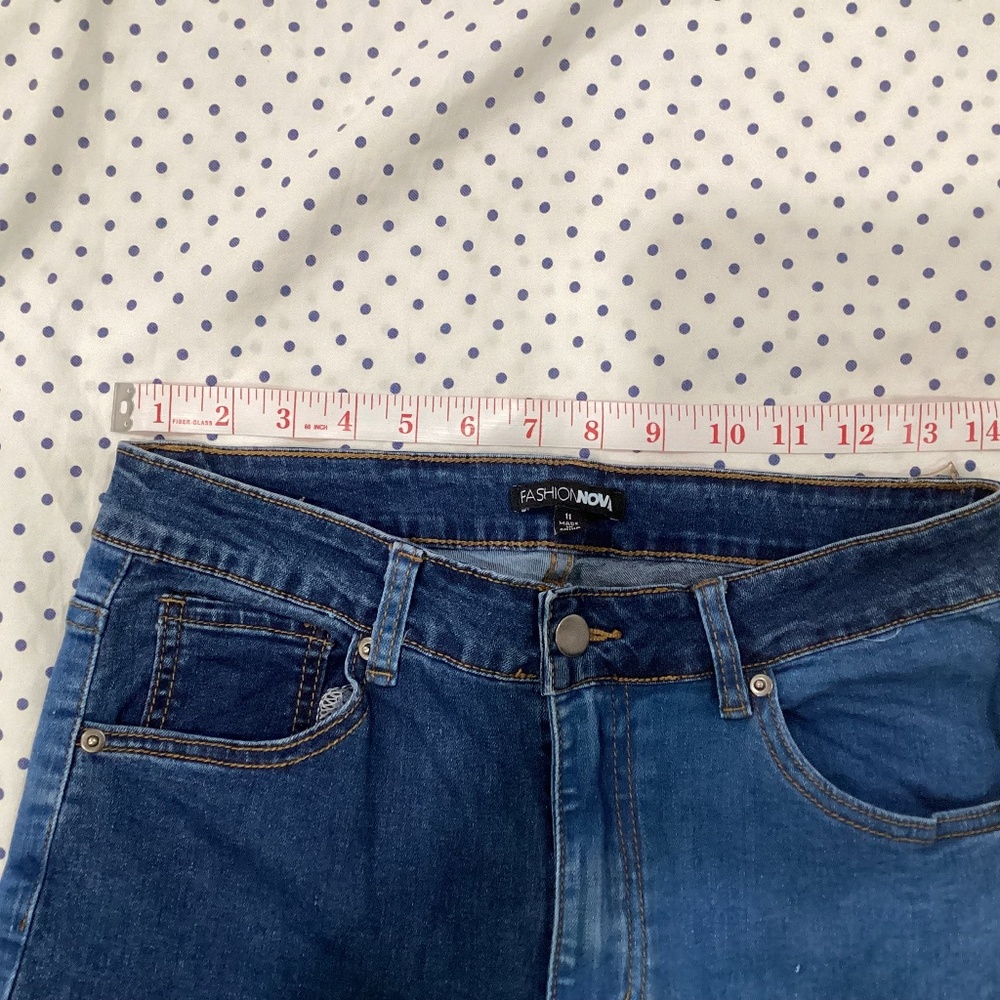 Fashion Nova Flare Jeans - Picture 10 of 11